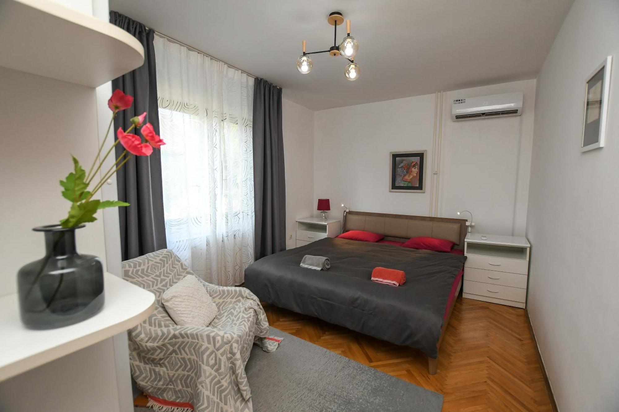 Villa Mina Kladovo, 5-Bedroom Villa With Pool For Up To 12 People Exterior foto
