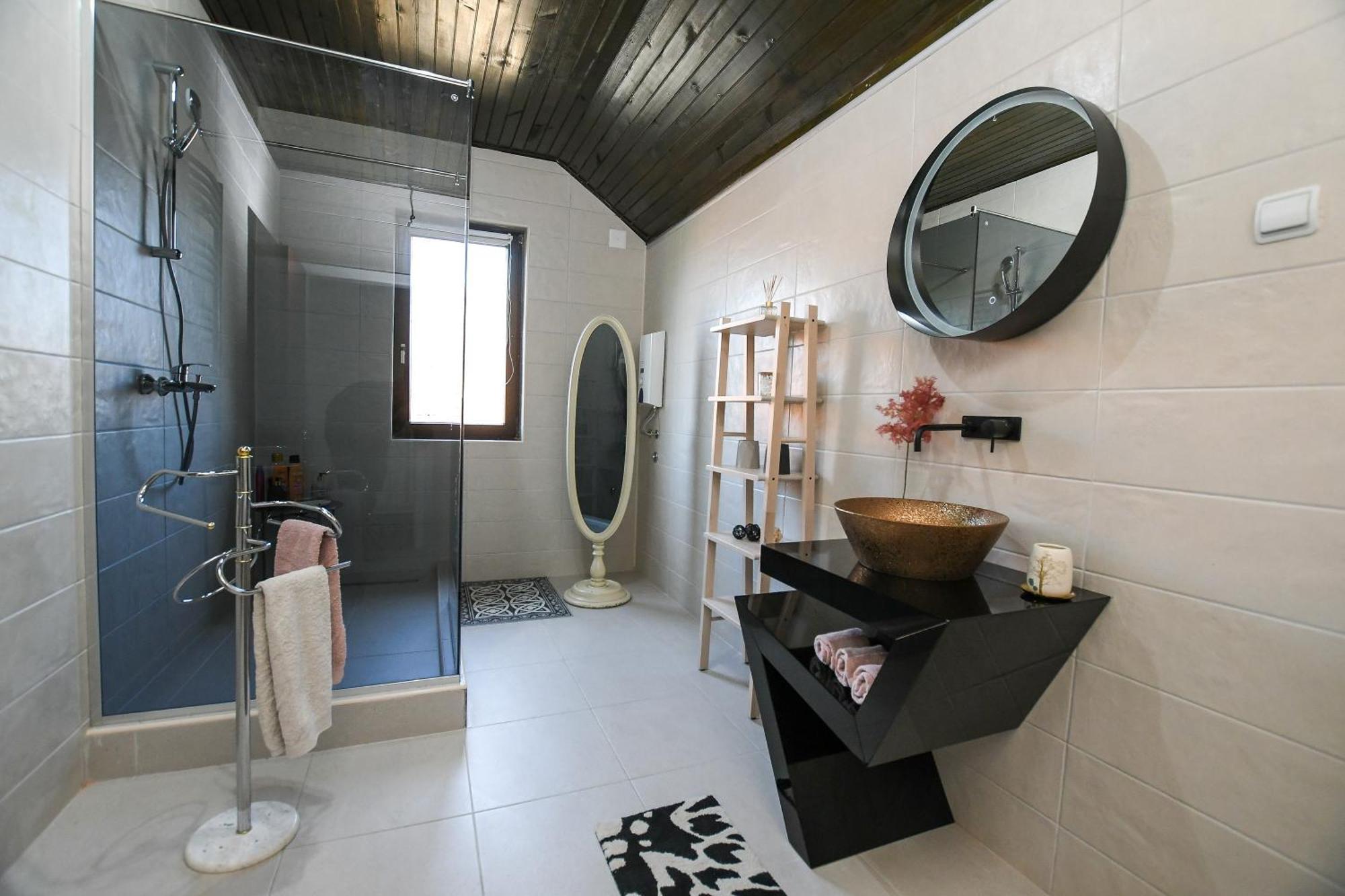 Villa Mina Kladovo, 5-Bedroom Villa With Pool For Up To 12 People Exterior foto